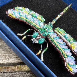 Gr�n Guldsmed broche