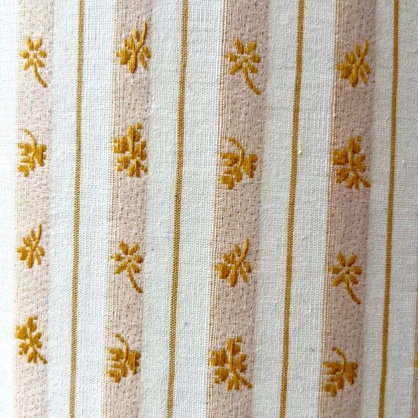 Nr 514 - Stilfuld gul