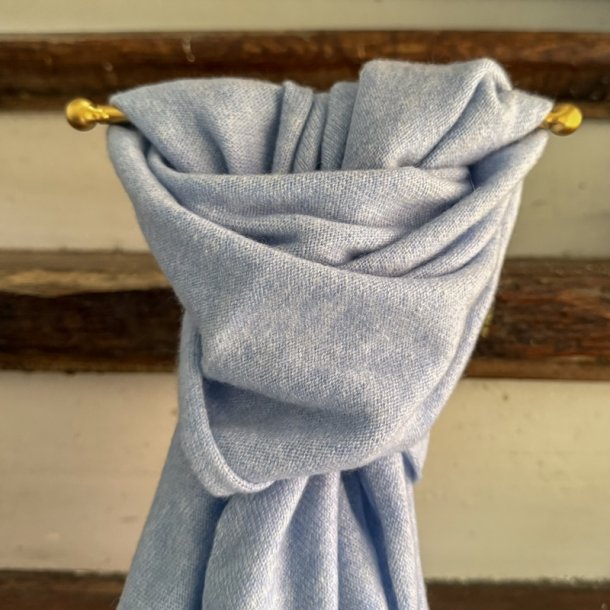 Small cashmere scarf, sky blue