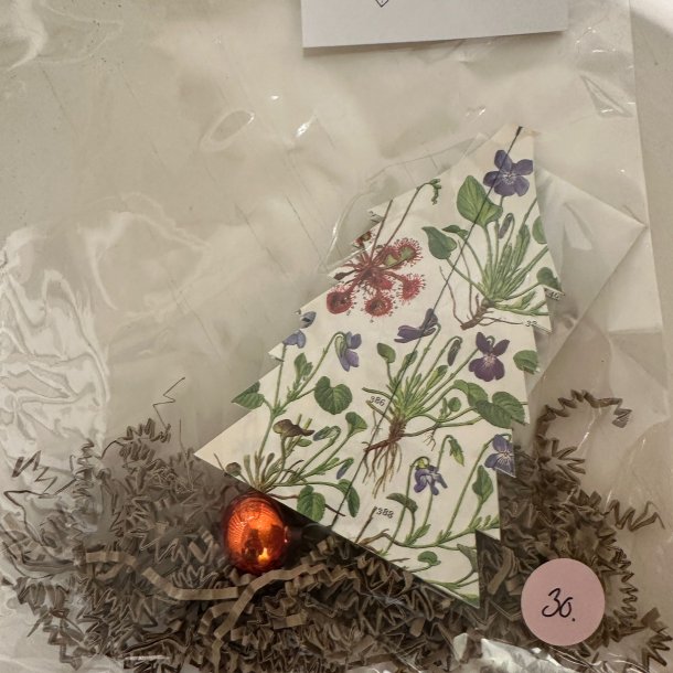 Juletr�suro, papirklip, nr. 30