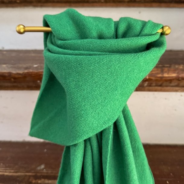 Small cashmere scarf, green grass