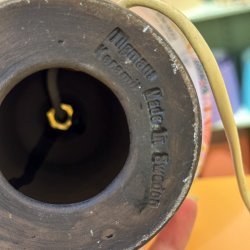 Bordlampe, keramik, brun m harlekin felter