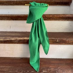 Small cashmere scarf, green grass
