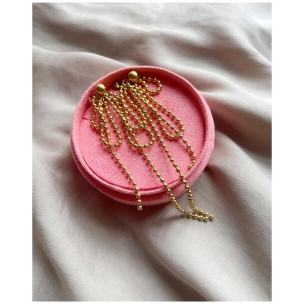 Waga earring