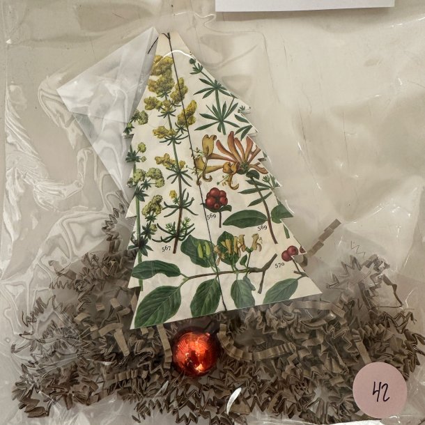 Juletr�suro, papirklip, nr. 42