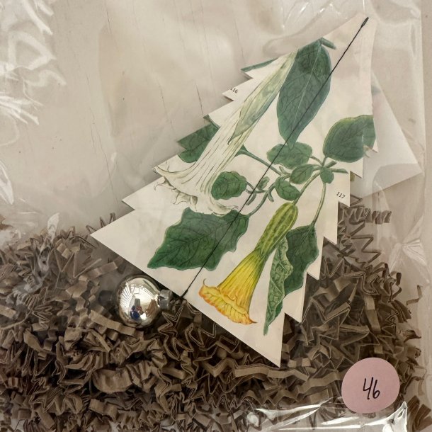 Juletr�suro, papirklip, nr. 46