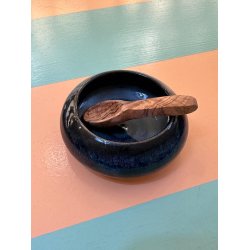 Saltkar med ske, flere varianter