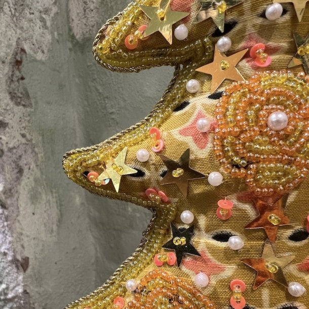 Juletr p messing fod