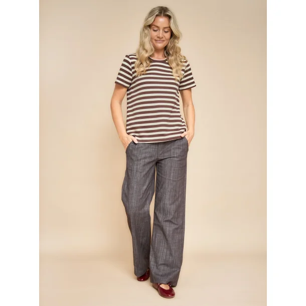 Bcbox pants, coffee