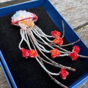 Sea Nettle Jellyfish broche