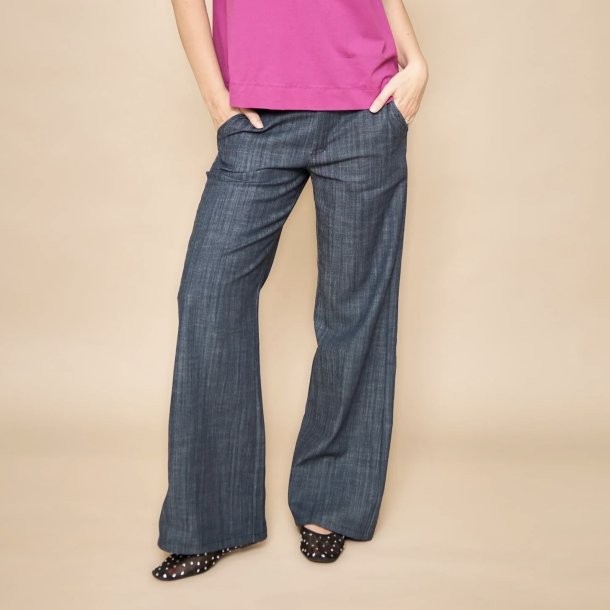 Box pants, navy denim