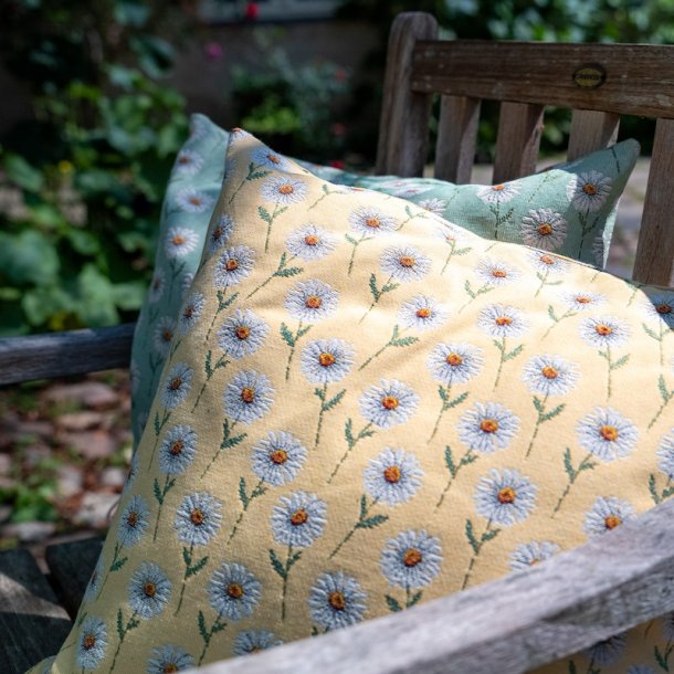 Pude, 50x50, Margurit sunshine