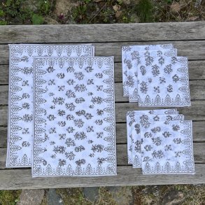 6 dkkeservietter + 6 mundservietter