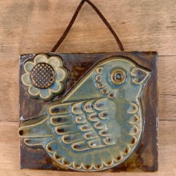 Relief af fugl, Ego keramik