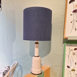 Nr 440 - Hndlavet lampeskrm i bl eksklusiv hr