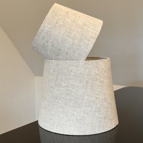 Nr 293 - Hndlavet lampeskrm i Naturfarvet eksklusiv hr