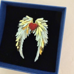 Trovelore spirit wings broche