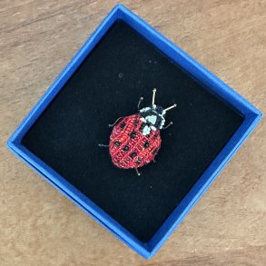 Lady bird broche
