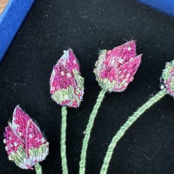 Budding Lotus broche