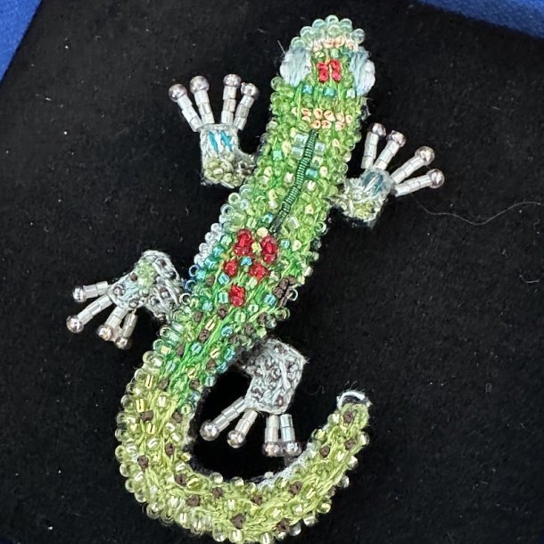 Day Gecko broche