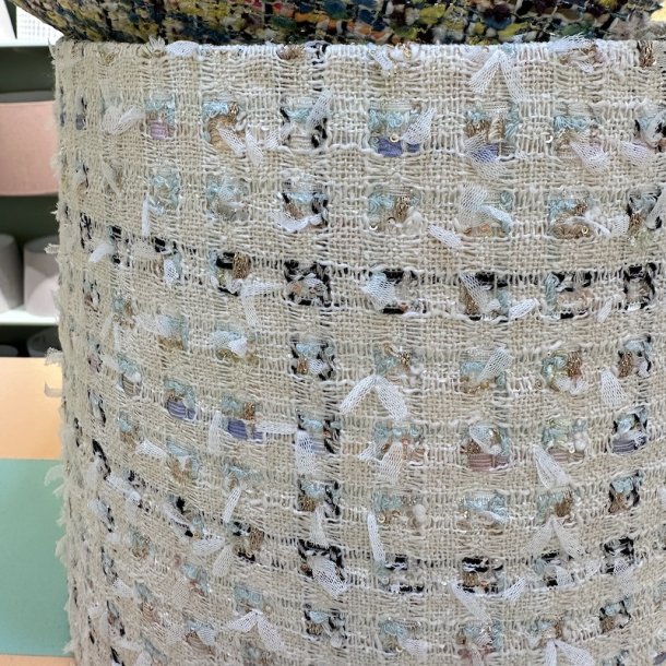 Empire mellem, Chanel tekstil, Lys