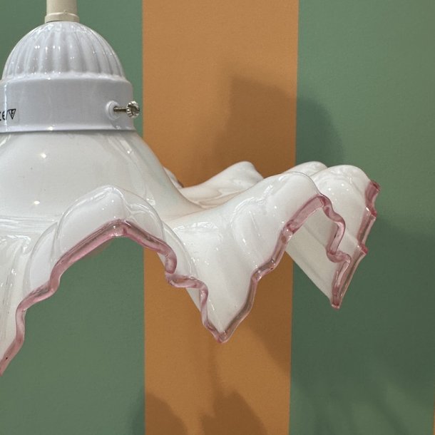 Pendel, Anno 1927, hvid opaline glas