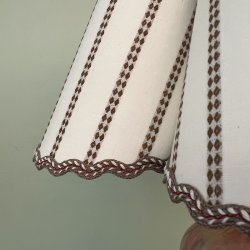 Blgeskrm nr 3 broderet stribe