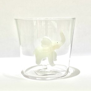 Drikkeglas, Hvid elefant