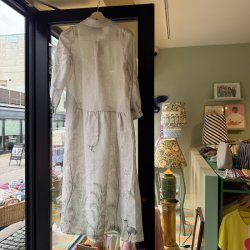 Capsule dress linen 01