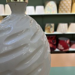 Bordlampe, Hvid m struktur