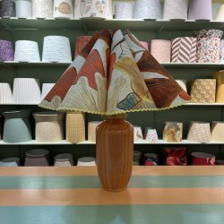 Bordlampe, Orange m striber