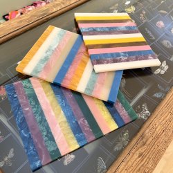 Skrebrt, lilla/gul/grn, 26x20 cm