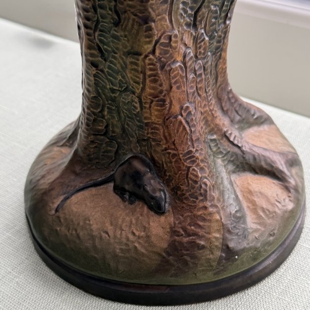 Bordlampe m ugle, Ibsens enke