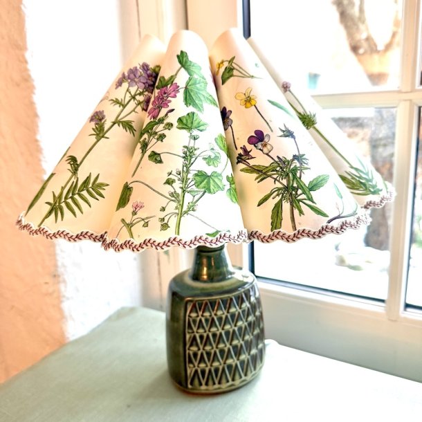 B�lgesk�rm str 2 Flora 