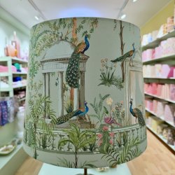 P�FUGL LAMPESK�RM