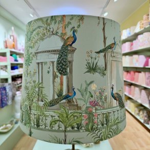 P�FUGL LAMPESK�RM