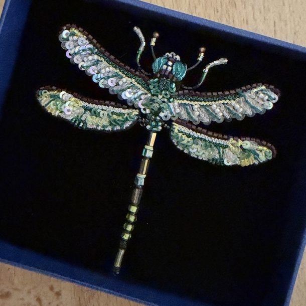 Gr�n Guldsmed broche