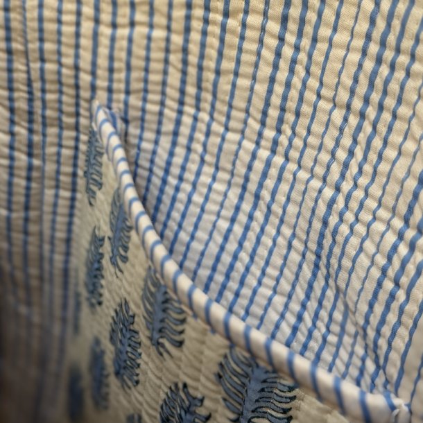 Quiltet taske, creme/turkis