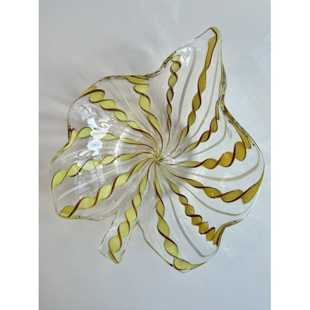 Murano, glassk�l, bladformet