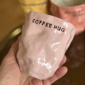 Kr�llekop, CoffeeHug, Lyser�d