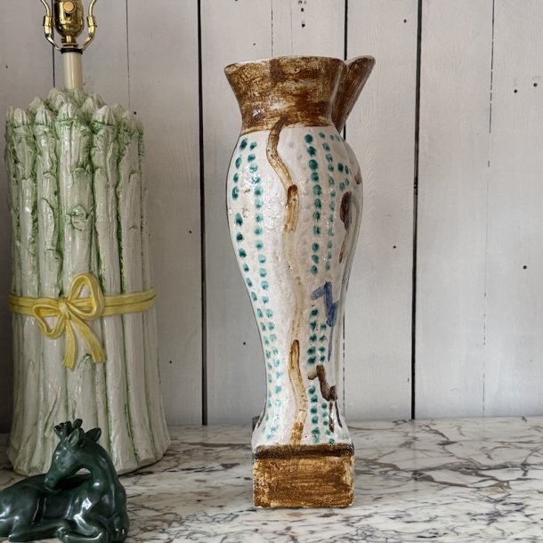 H�ndlavet vase, keramik
