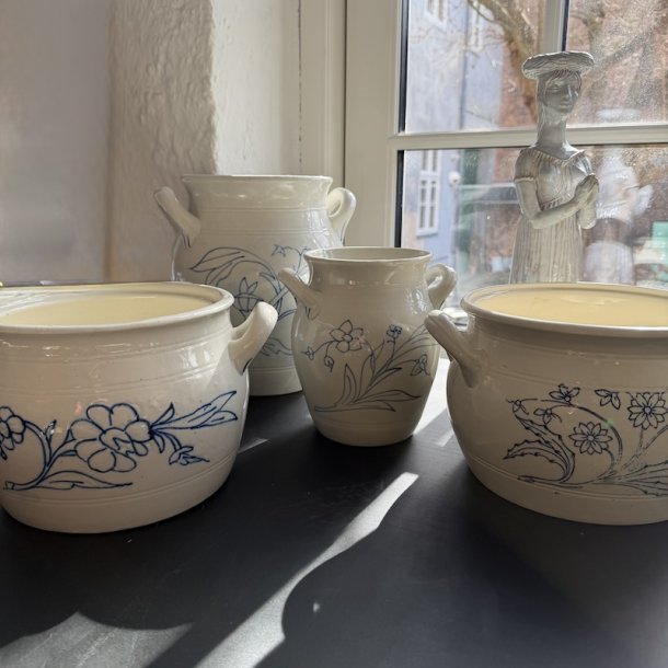 Antikke svenske syltekrukker