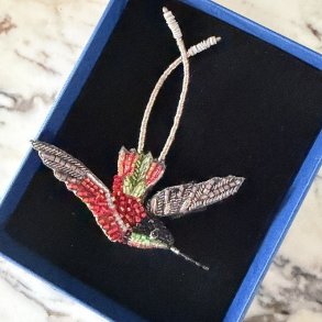 Crimson Topaz kolibri, broche