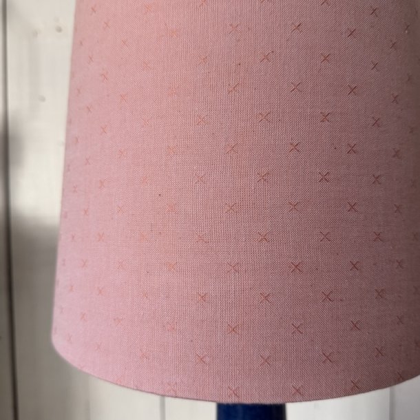 Nr 546 - Pansy Pink Fableism