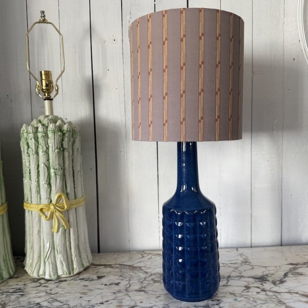 Nr 550 - Monarch Dove Fableism