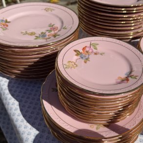 Lyser�dt stel m blomster