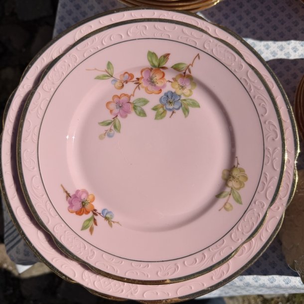 Lyser�dt stel m blomster