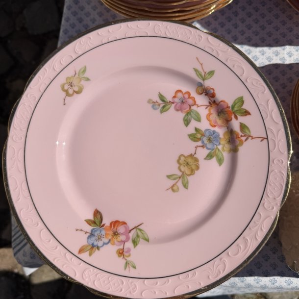 Lyser�dt stel m blomster