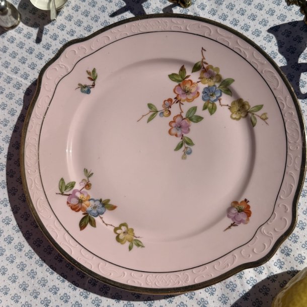 Lyser�dt stel m blomster