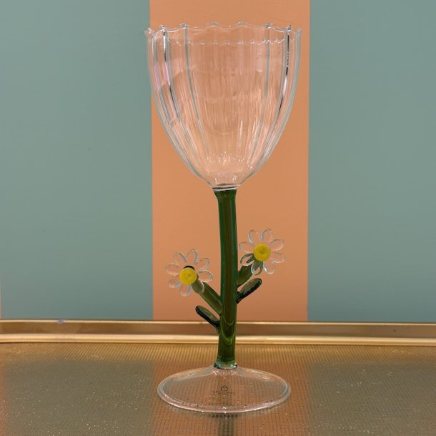 Vinglas, Daisy